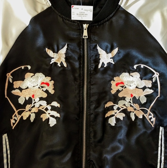 Black and Silver Embroidered Bomber jacket - Picture 5 of 5